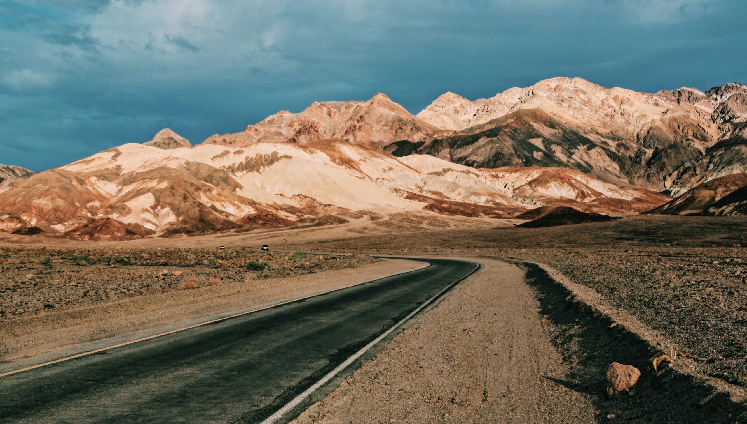 12 Unique & Amazing Day Trips From Las Vegas