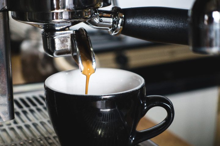 17 Best Specialty Coffee Roasters in Montreal (2025)