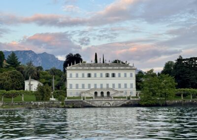 Things to do in Lake Como- Hire a private boat