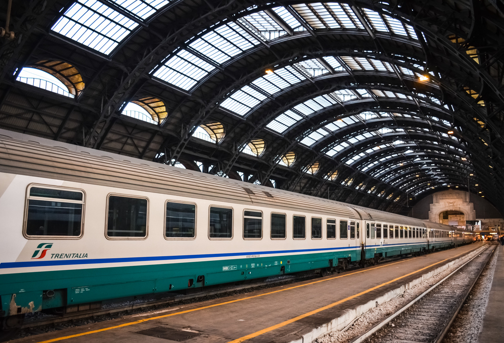 Milan Central Station How to get from Milan to Lake Como