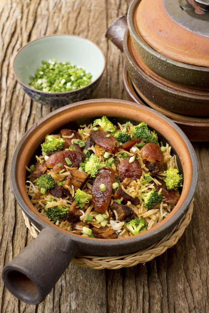Depositphotos_122712304_S claypot rice hong kong